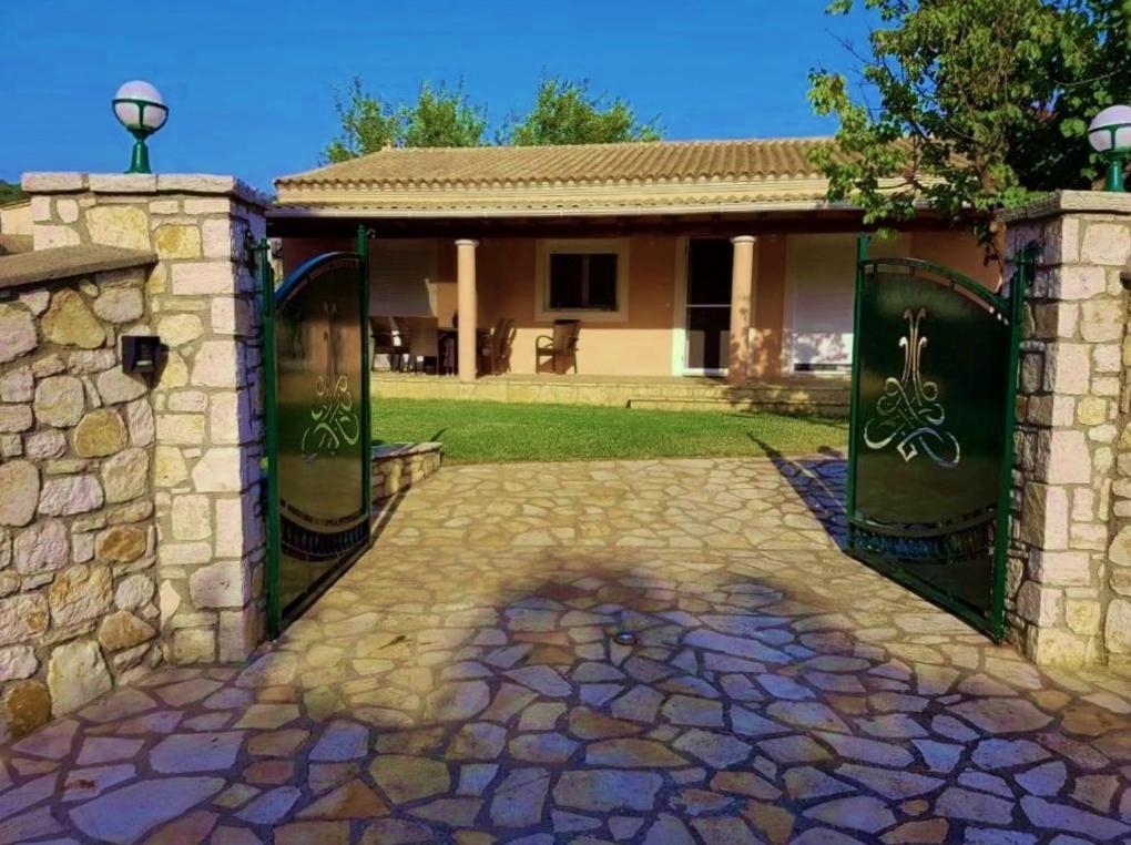 Villa Spiti Ute Makrádes Εξωτερικό φωτογραφία