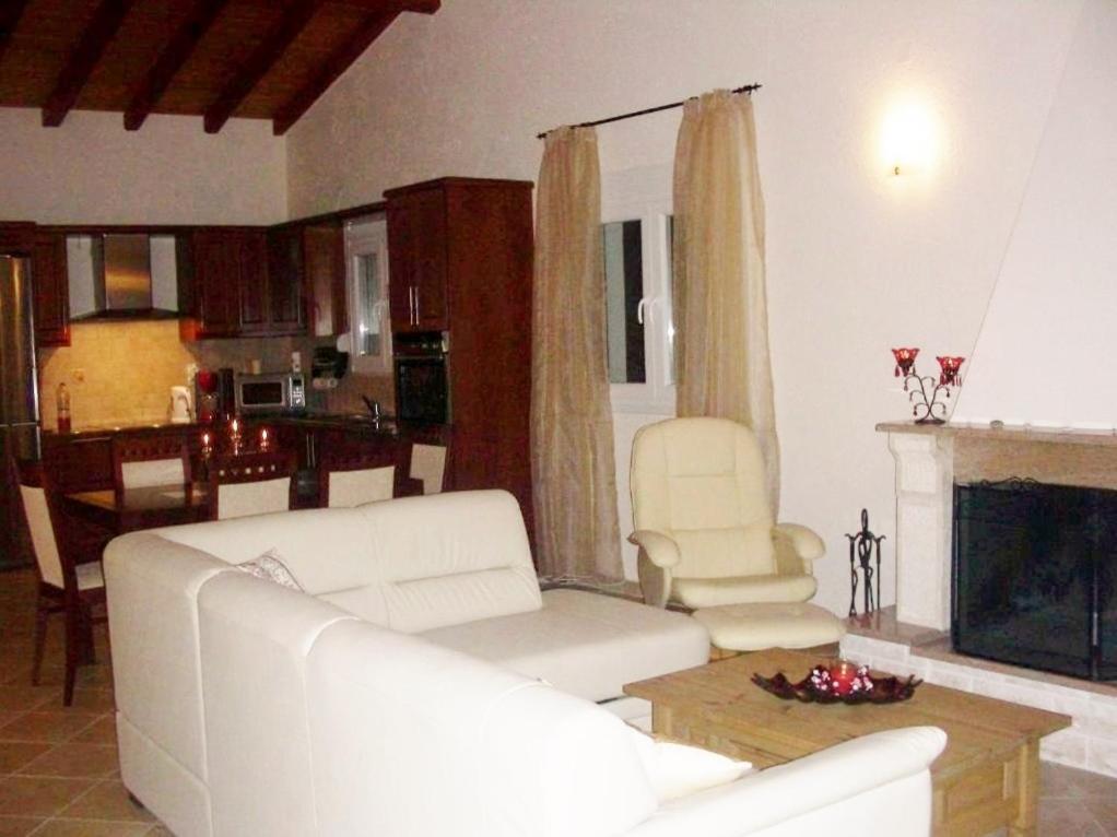 Villa Spiti Ute Makrádes Εξωτερικό φωτογραφία