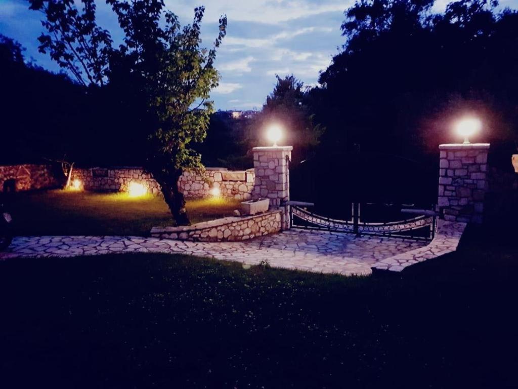 Villa Spiti Ute Makrádes Εξωτερικό φωτογραφία